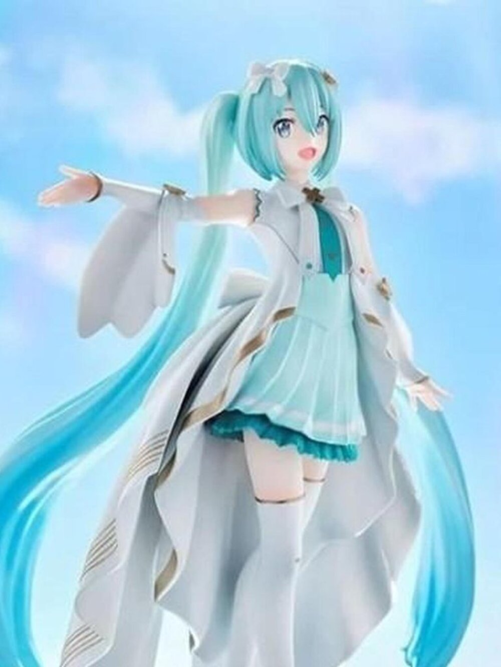 AUTHENTIC Hatsune Miku Unshuttered Sekai Figure